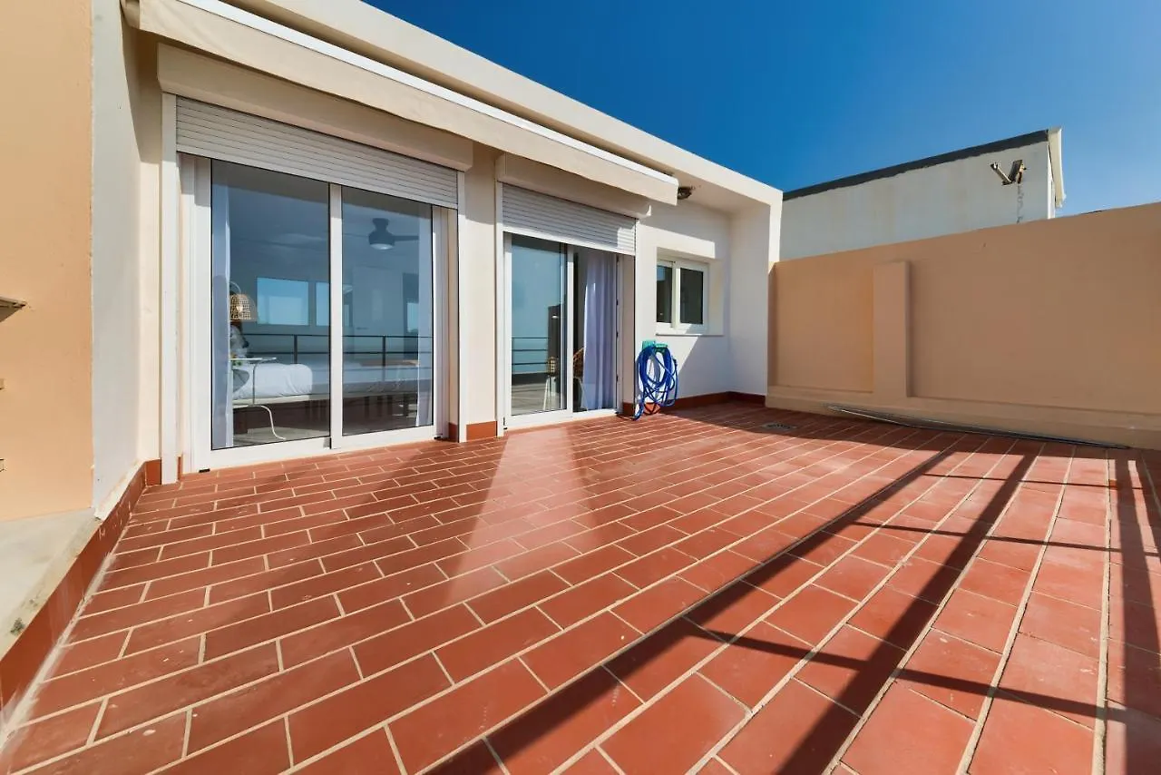 Holidays2Fuengirola Duplex With Stunning Sea View, Terraces,1St Line Beside Port 0*, フエンヒロラ