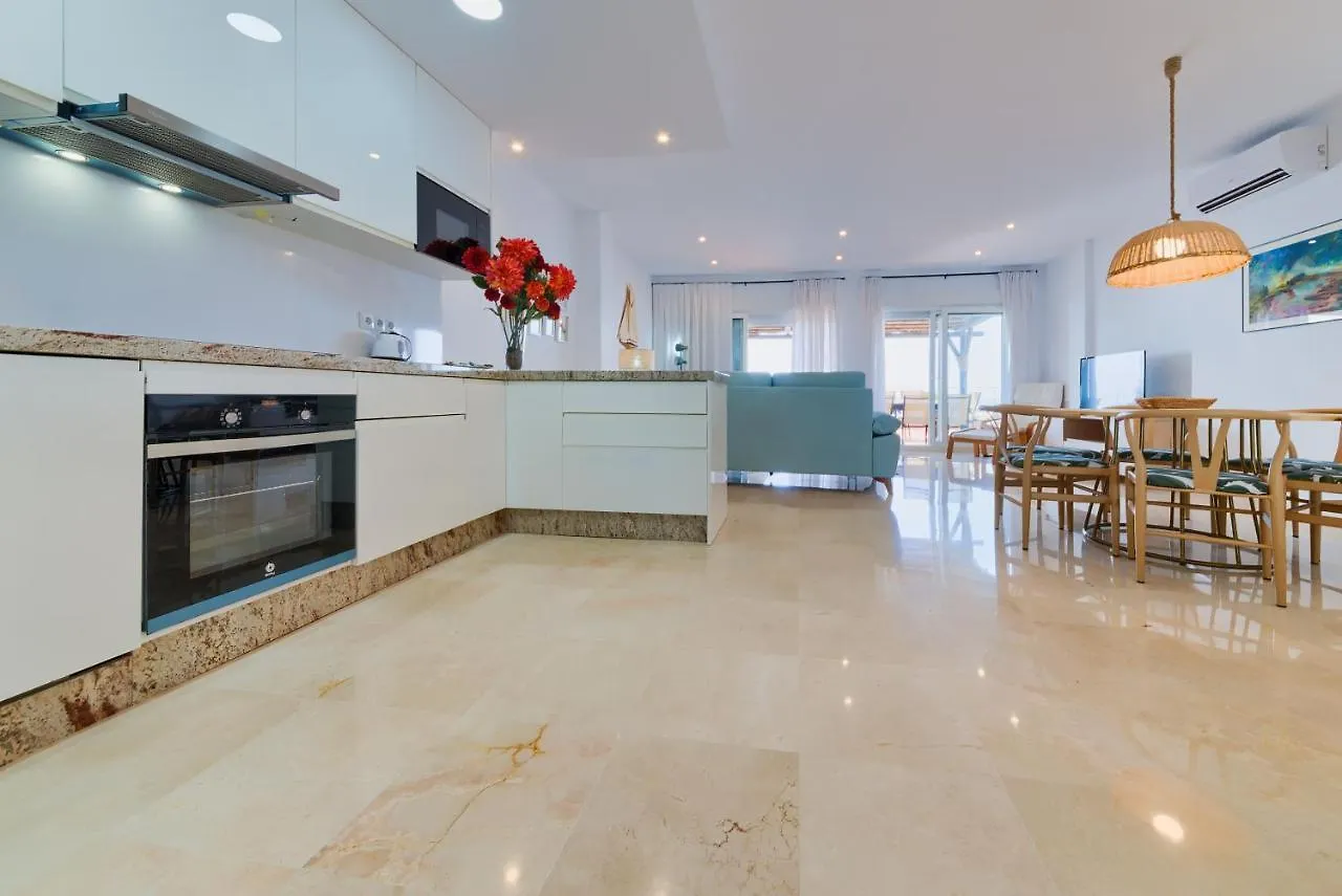 Holidays2Fuengirola Duplex With Stunning Sea View, Terraces,1St Line Beside Port Fuengirola